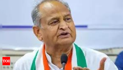 Audio clip of former Rajasthan CM Ashok Gehlot's 'phone tap' talks with ex-aide surfaces | Jaipur News - Times of India