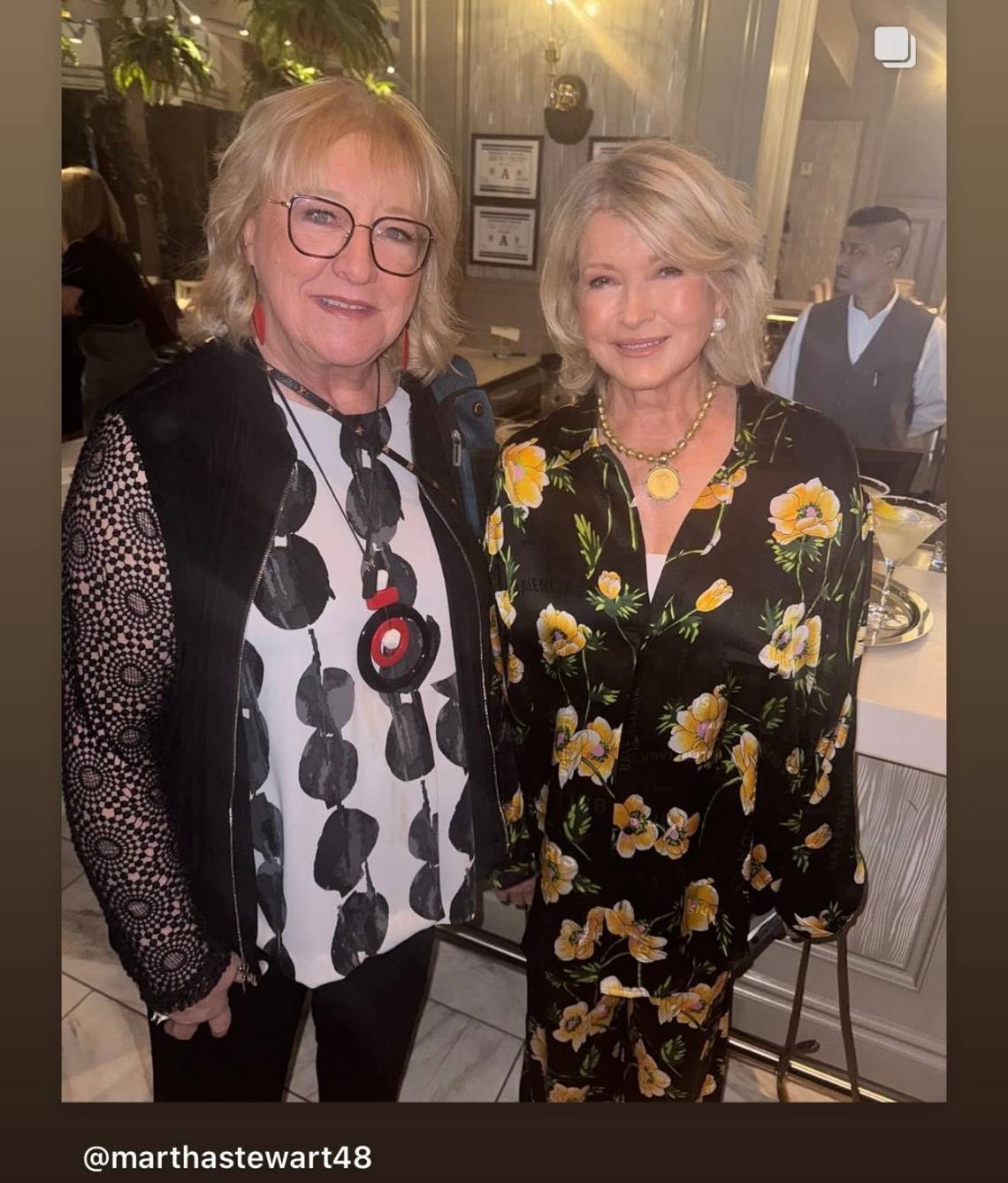 Martha Stewart tells Donna Kelce she looks great with Taylor Swift at Chiefs games