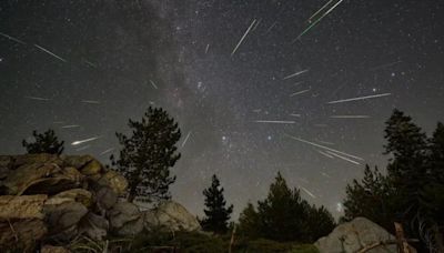 'You're bound to see something wonderful': Star gazers in Easton set for another chance to see annual meteor shower Monday night