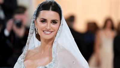 Penélope Cruz cuenta que quiso adoptar a un niño antes de su matrimonio con Javier Bardem