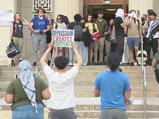 University of Rochester students protest outside River Campus, calling for ceasefire