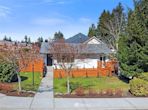 3802 NE 19th St, Renton WA 98056