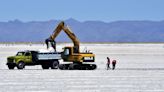 Los proyectos de litio en Argentina enfrentan falta de infraestructura; las mineras analizan cambio estratégico