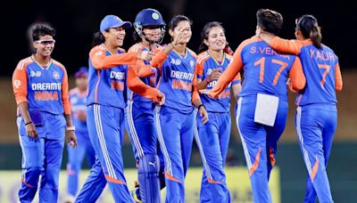 Women’s Asia Cup: India stroll to a comfortable win against Pakistan to kick off their title defence