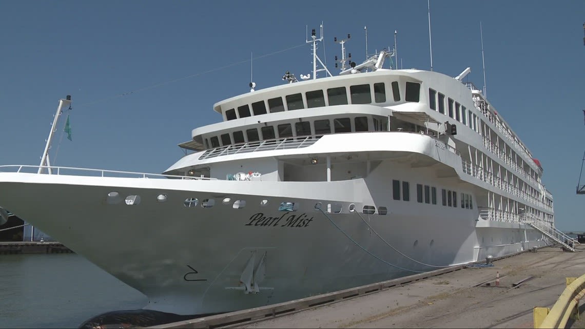 Cleveland's cruise season begins this weekend with arrival of Viking, Pearl Seas ships