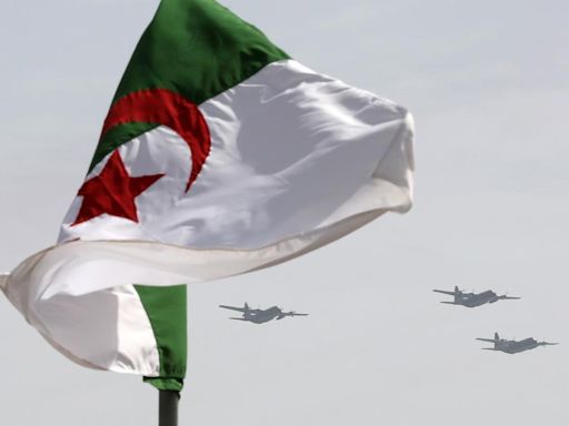 Argelia retira su embajada en París tras el apoyo de Francia a la propuesta de autonomía marroquí para el Sáhara