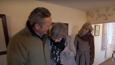 Escape to the Country guest in tears as frantic Jules Hudson forced to step in