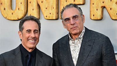Michael Richards reunites with Jerry Seinfeld in rare red carpet appearance