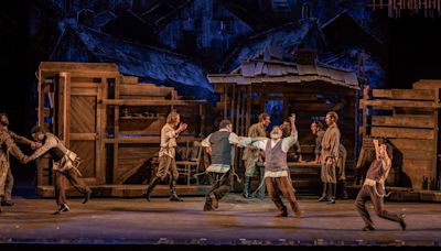 Photos: FIDDLER ON THE ROOF at The Muny