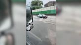 大雷雨改轟中南7縣市！國道后里段水淹半個輪胎高 車輛拋錨｜壹蘋新聞網