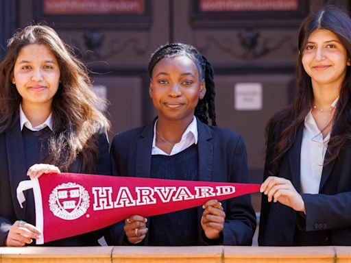 London pupils win 'life changing' scholarships to top US universities