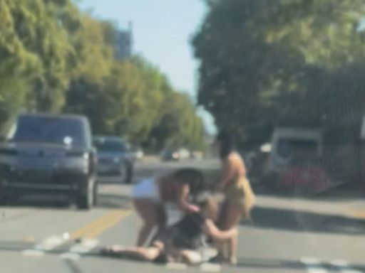 Seattle Police: Woman pulled from car, beaten in road rage assault