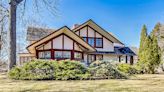 A Frank Lloyd Wright-Designed Home in Illinois Lists for the First Time Since 1976