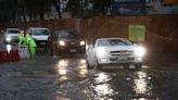 Los primeros efectos de la lluvia en el crecimiento: le restaría entre 0,2 y 0,4 puntos al Imacec de junio - La Tercera