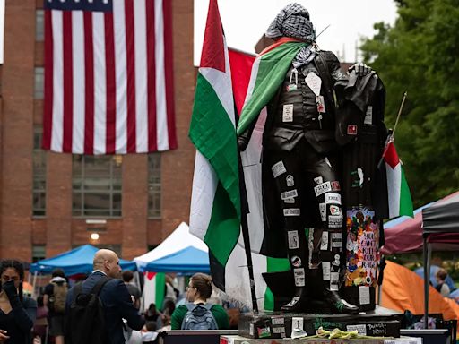 GWU anarchists call for beheadings of school administrators amid anti-Israel encampment