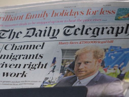 Lord Saatchi weighs Telegraph move ahead of bid deadline