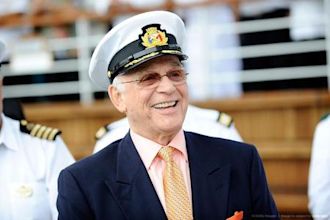 Gavin MacLeod