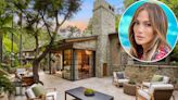 Jennifer Lopez vende su casa de Bel-Air, con lago, playa y un anfiteatro para 100 personas por 34 millones de dólares