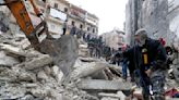 Quake deaths pass 7,200 as Turkey, Syria seek survivors