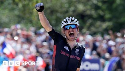 Tom Pidcock wins gold in Olympics mountain bike after fighting back from puncture