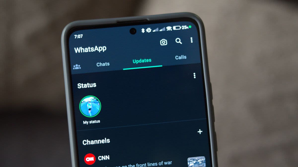 WhatsApp finally heard your pleas for longer voice status updates