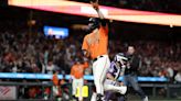 Giants' Flores, Haniger, Davis erupt for back-to-back-to-back homers