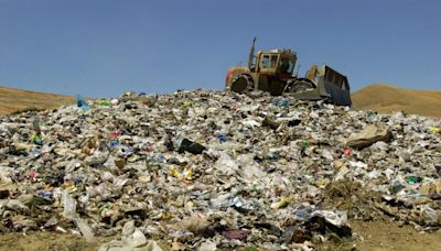 Opinion: California must lead way in slashing methane emissions from landfills