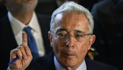 Uribe declara en audiencia de acusación en su contra por caso de soborno a testigos