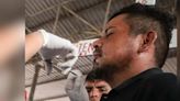 Migrantes se cosen los labios para exigir estancia temporal en México