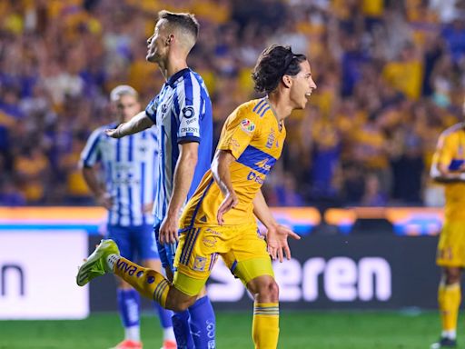 Diego Lainez anota golazo en el Clásico Regio de Liguilla