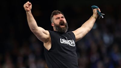 Jason Kelce lost almost 20 pounds after retiring from the NFL. Now, he wants to lose another 20 more for his kids.
