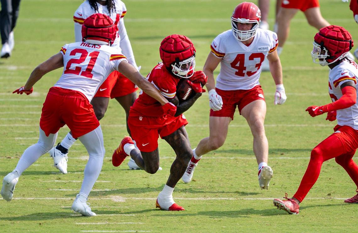 Why the Chiefs may deploy Kadarius Toney at running back after dismal ’23 season