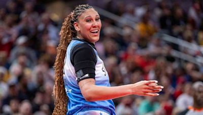 Fantasy women's basketball: Risers and fallers include Kamilla Cardoso, Shakira Austin