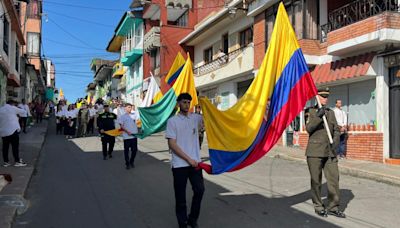 Ocho municipios de Caldas exaltaron su orgullo patrio este 20 de Julio