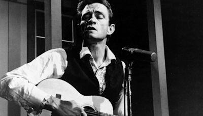 All about Johnny Cash's upbringing