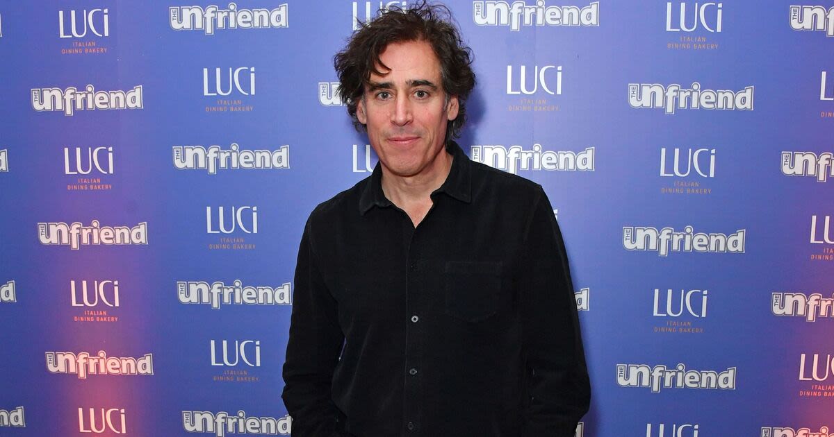 Stephen Mangan's heartbreaking confession after family's cancer tragedy