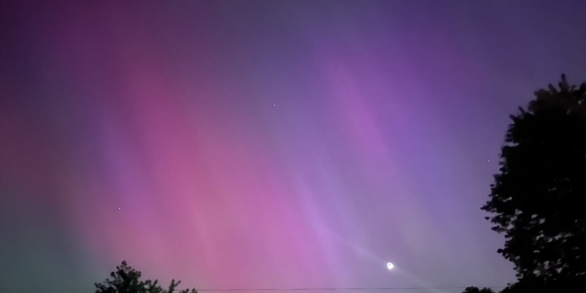 Northern Lights put on a spectacular show for Northeast Ohio