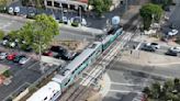 Metrolink introduces ‘smart crossing’ technology at Orange County grade crossing - Trains