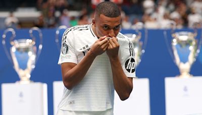 Kylian Mbappé au Real Madrid : les images fortes de sa présentation à son nouveau club