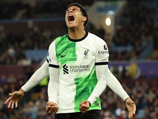Aston Villa 'roba' triunfo a Liverpool con dos goles sobre la hora