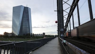 ECB Flags Basis Trade Risks in Europe’s Government Bond Market