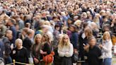 Almost 300 given medical assistance around route of queue to see the Queen