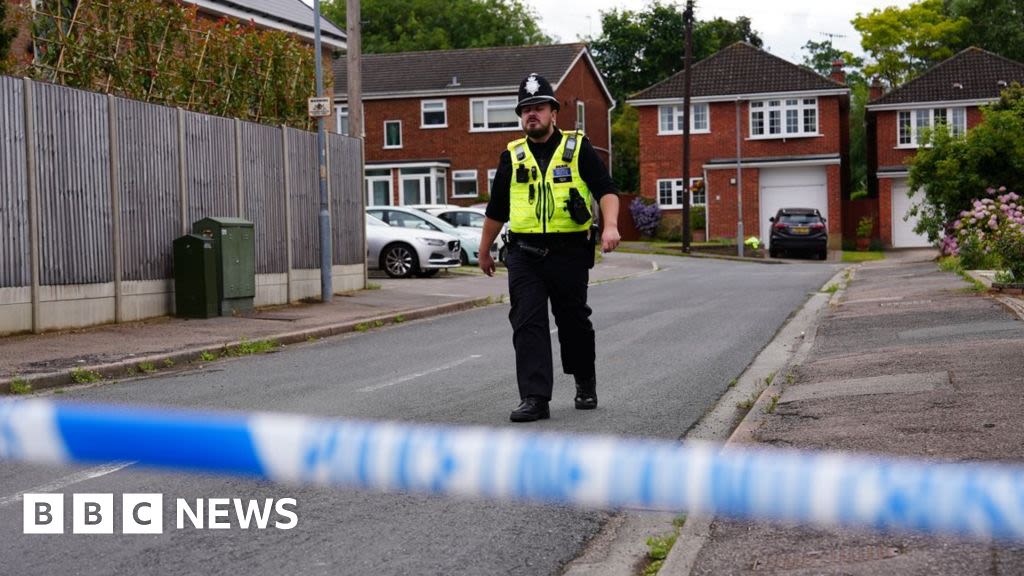 Manhunt launched after three injured women die in Bushey