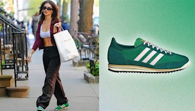 Emily Ratajkowski lleva unas Adidas SL-72 que son la bandera del movimiento anti-Samba