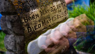 Volunteers help save history at Rose Hill Cemetery restoration workshops