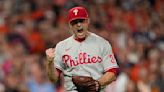 Series saver Robertson gets 2nd Phils chance 3 years later