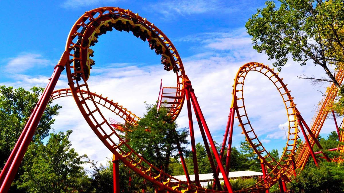 New York's Most Thrilling Theme Park Now Hiring