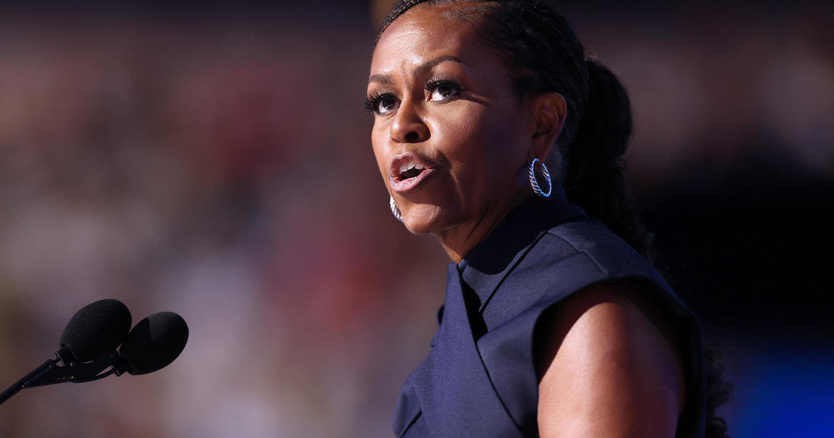 Former First Lady Michelle Obama makes surprise visit to famous Colorado bookstore