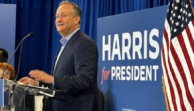 ‘A campaign I can, like, fully, wholeheartedly support.’ Harris team gets a warm welcome.