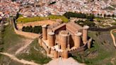 El pueblo español con un histórico castillo del siglo XV donde se rodó una película del Cid